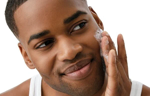El cuidado de la piel puede ayudar a prevenir enfermedades de la piel más serias y a mantener la función adecuada de otros órganos.